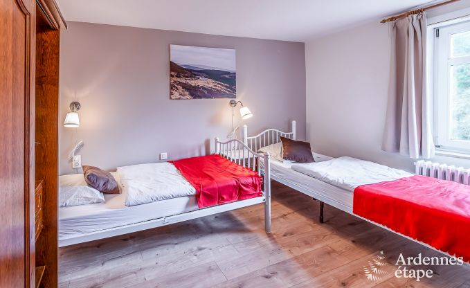 Ger�umiges Ferienhaus in Maredsous in den Ardennen: Komfort und Unterhaltung f�r 29 Personen