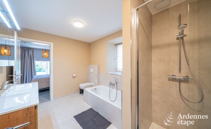 Rollstuhlgerechtes Ferienhaus in Martelange fr 9 Personen mit Privatgarten