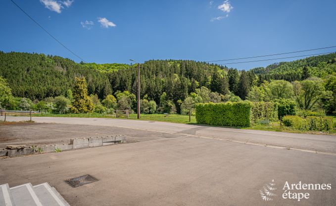 Rollstuhlgerechtes Ferienhaus in Martelange fr 9 Personen mit Privatgarten