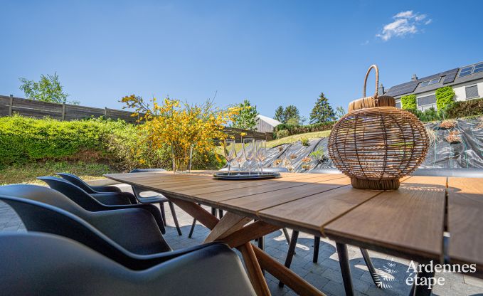 Rollstuhlgerechtes Ferienhaus in Martelange fr 9 Personen mit Privatgarten