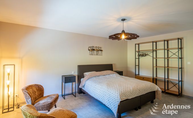 Rollstuhlgerechtes Ferienhaus in Martelange fr 9 Personen mit Privatgarten