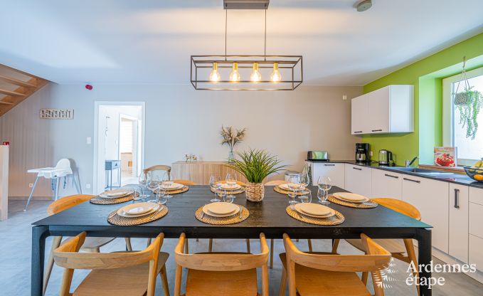 Rollstuhlgerechtes Ferienhaus in Martelange fr 9 Personen mit Privatgarten