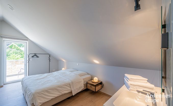 Luxurise Villa in Nassogne mit Jacuzzi, 6 Schlafzimmern und 6 Badezimmern