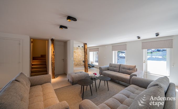 Luxurise Villa in Nassogne mit Jacuzzi, 6 Schlafzimmern und 6 Badezimmern