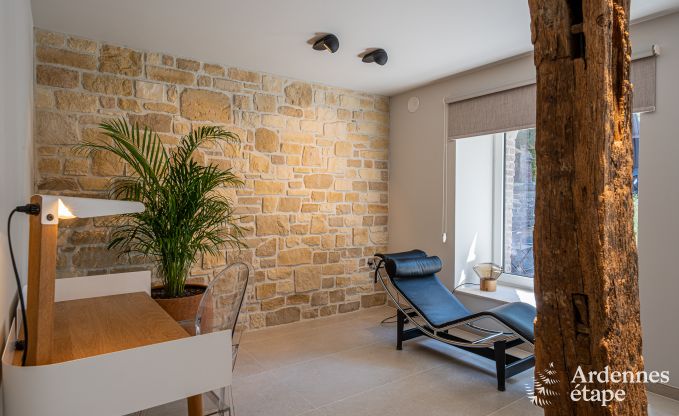 Luxurise Villa in Nassogne mit Jacuzzi, 6 Schlafzimmern und 6 Badezimmern