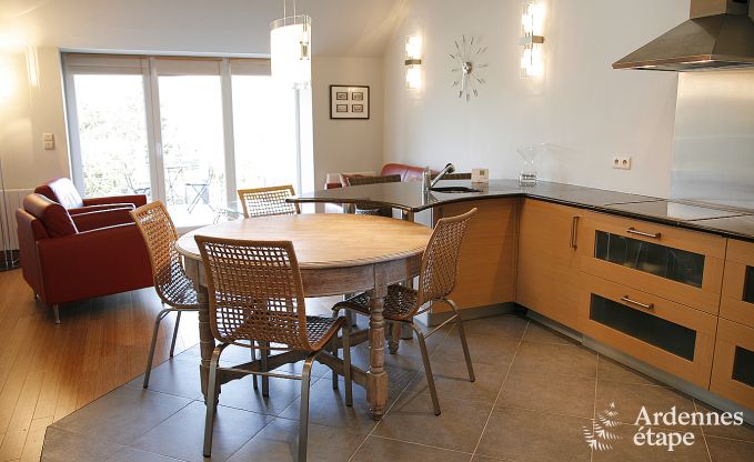 Sehr komfortables Ferienhaus für 6 Personen in Neufchâteau