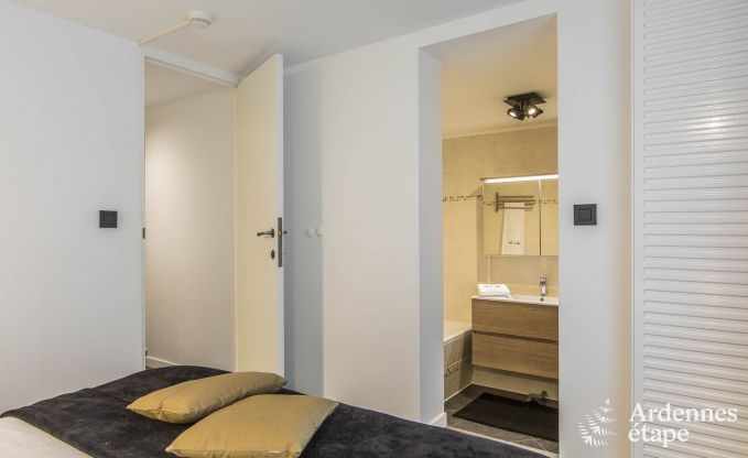 Wunderbar Ferienhaus in Onhaye mit Pool, Jacuzzi, Sauna und Spielzimmer fr 14 Personen in der Nhe von Dinant