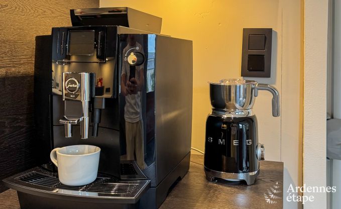 Wunderbar Ferienhaus in Onhaye mit Pool, Jacuzzi, Sauna und Spielzimmer fr 14 Personen in der Nhe von Dinant