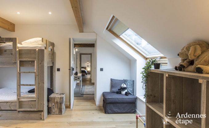 Wunderbar Ferienhaus in Onhaye mit Pool, Jacuzzi, Sauna und Spielzimmer fr 14 Personen in der Nhe von Dinant