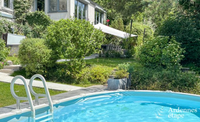 Wunderbar Ferienhaus in Onhaye mit Pool, Jacuzzi, Sauna und Spielzimmer fr 14 Personen in der Nhe von Dinant