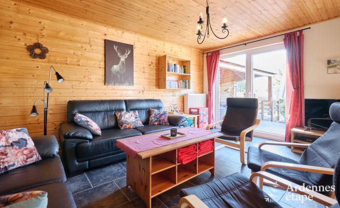 Ger�umiges und modernes Ferienhaus aus Naturstein in Ovifat, Hohes Venn