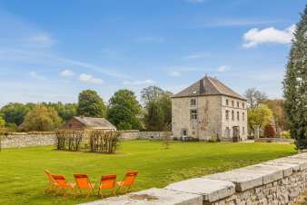 Ferienhaus fr 12/14 Personen in altem Pfarrhaus in Philippeville