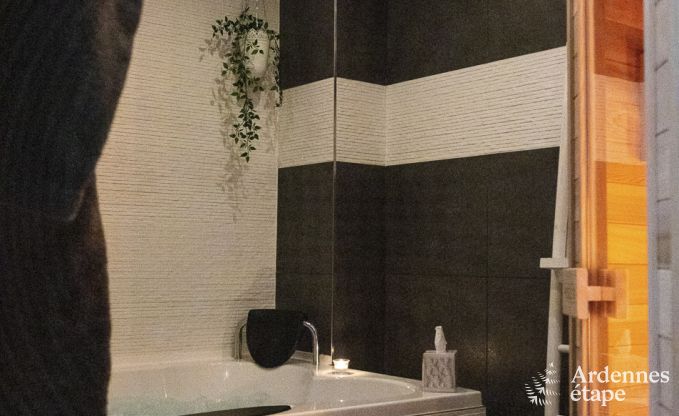 Sehr angenehm Cottage mit Sauna und Jacuzzi Profondeville 5 Pers. Ardennen Wellness