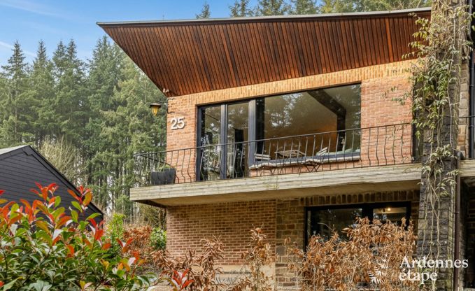 Luxusferienhaus mit Au�en-Wellness im Herzen des Maastals in Profondeville
