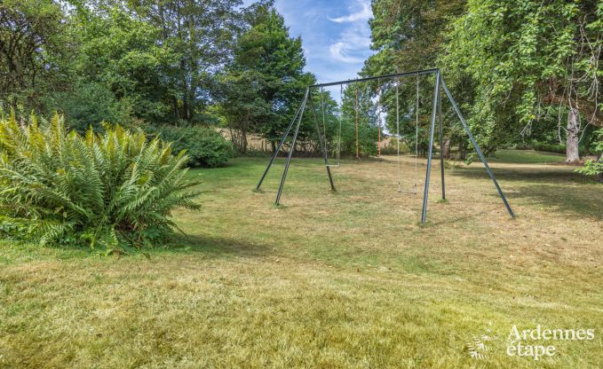Ferienhaus in Redu, Ardennen, 7 Schlafzimmer, 6 Badezimmer, 15 Personen, nordisches Bad, Billard, privater Garten, Terrasse, Ladestation f�r Elektroautos