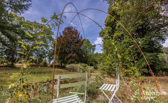 Ferienhaus in Redu, Ardennen, 7 Schlafzimmer, 6 Badezimmer, 15 Personen, nordisches Bad, Billard, privater Garten, Terrasse, Ladestation f�r Elektroautos