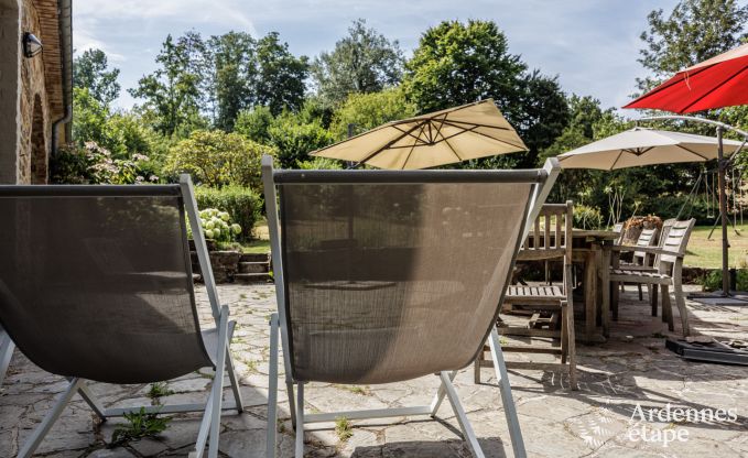 Ferienhaus in Redu, Ardennen, 7 Schlafzimmer, 6 Badezimmer, 15 Personen, nordisches Bad, Billard, privater Garten, Terrasse, Ladestation f�r Elektroautos