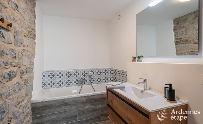 Gem�tliches Ferienhaus in Remouchamps: 8 Personen, Whirlpool, privater Garten, bei C�te de la Redoute