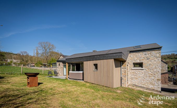 Gem�tliches Ferienhaus in Remouchamps: 8 Personen, Whirlpool, privater Garten, bei C�te de la Redoute