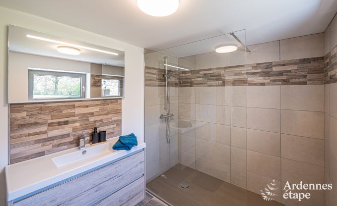 Gem�tliches Ferienhaus in Remouchamps: 8 Personen, Whirlpool, privater Garten, bei C�te de la Redoute