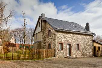 Bezauberndes Ferienhaus fr 10 Personen mit authentischem Flair in Robertville