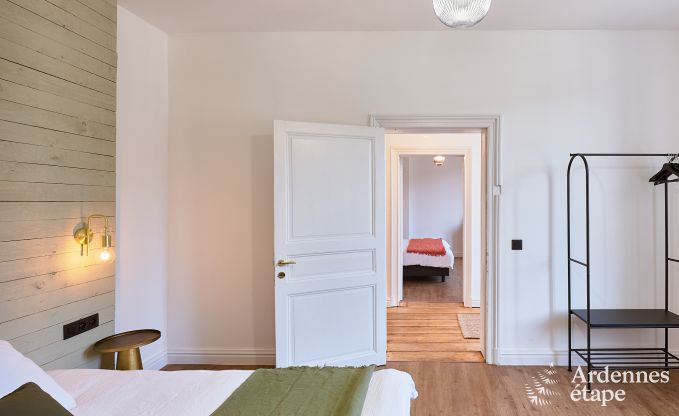 Sehr gepflegtes und charmantes Ferienhaus f�r 8 Personen in Tellin, nahe Rochefort