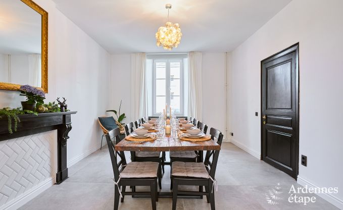 Sehr gepflegtes und charmantes Ferienhaus f�r 8 Personen in Tellin, nahe Rochefort