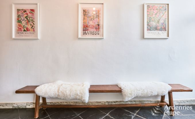 Sehr gepflegtes und charmantes Ferienhaus f�r 8 Personen in Tellin, nahe Rochefort