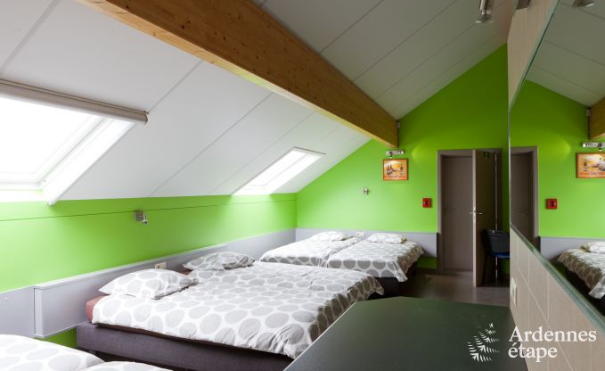 Modernes Ferienhaus für große Gruppen auf Bauernhof in Rochefort