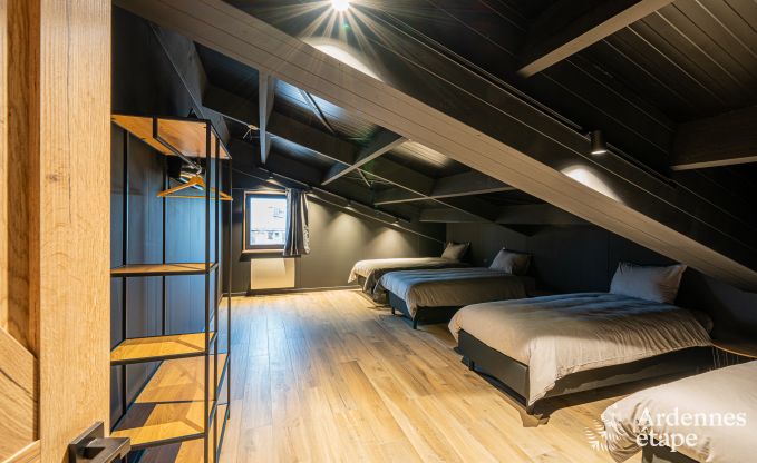 Luxus in Rochehaut: Ger�umige Unterkunft f�r 14 Personen mit Innen pool und Herrliche Aussicht