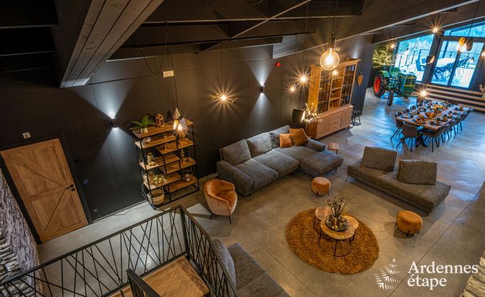 Luxus in Rochehaut: Ger�umige Unterkunft f�r 14 Personen mit Innen pool und Herrliche Aussicht