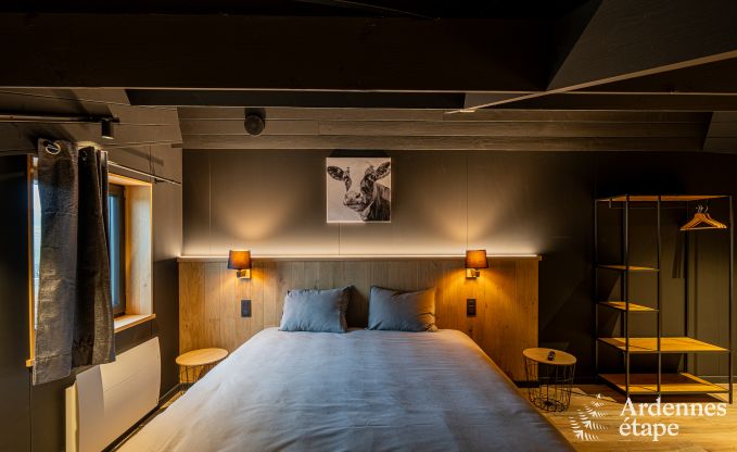 Luxus in Rochehaut: Ger�umige Unterkunft f�r 14 Personen mit Innen pool und Herrliche Aussicht