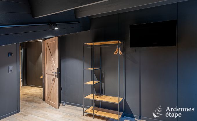 Luxus in Rochehaut: Ger�umige Unterkunft f�r 14 Personen mit Innen pool und Herrliche Aussicht