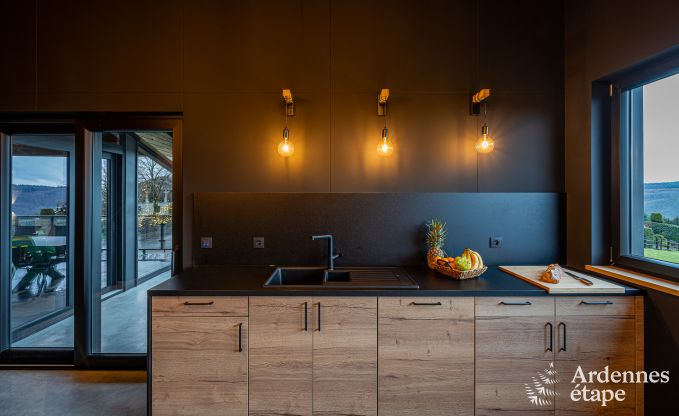 Luxus in Rochehaut: Ger�umige Unterkunft f�r 14 Personen mit Innen pool und Herrliche Aussicht