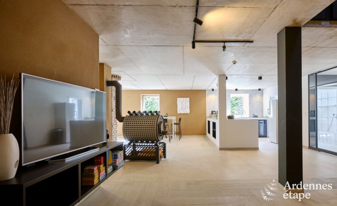 Ger�umiges Ferienhaus Saint-Vith f�r 23 Personen mit 6 Schlafzimmern, Sauna und gro�em Garten