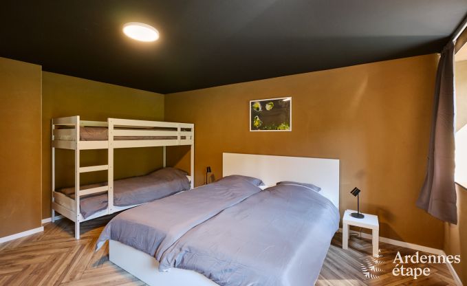 Ger�umiges Ferienhaus Saint-Vith f�r 23 Personen mit 6 Schlafzimmern, Sauna und gro�em Garten