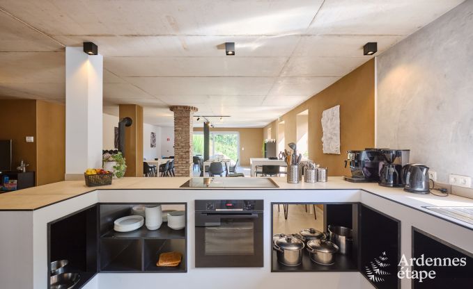 Ger�umiges Ferienhaus Saint-Vith f�r 23 Personen mit 6 Schlafzimmern, Sauna und gro�em Garten