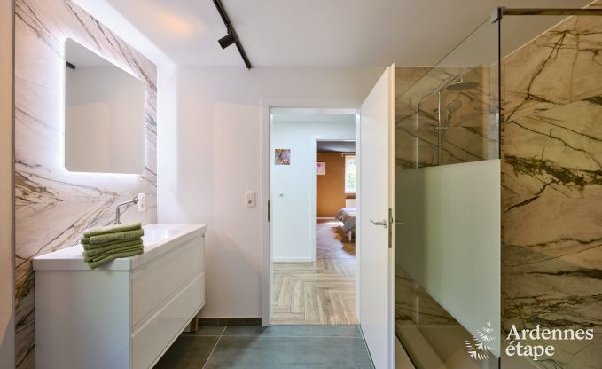 Ger�umiges Ferienhaus Saint-Vith f�r 23 Personen mit 6 Schlafzimmern, Sauna und gro�em Garten