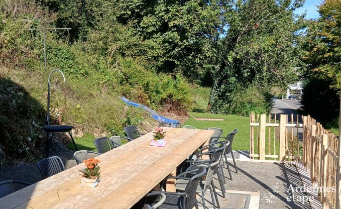 Ger�umiges Ferienhaus Saint-Vith f�r 23 Personen mit 6 Schlafzimmern, Sauna und gro�em Garten