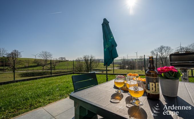 Gemtliches Familienferienhaus mit Pool in Sainte-Ode, Ardennen