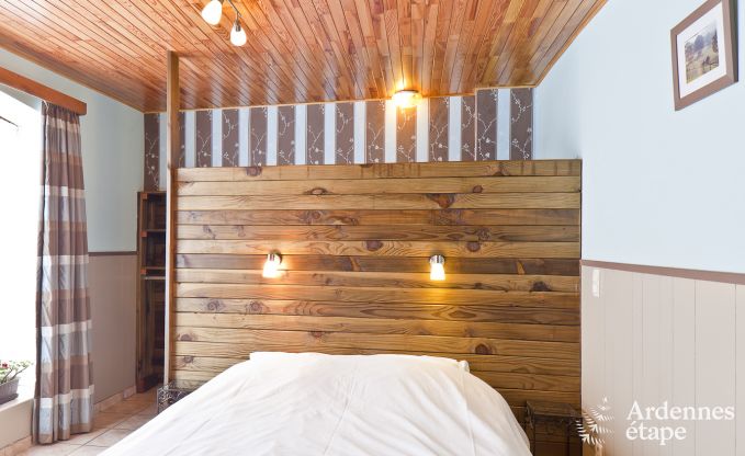 Historisches Schloss in Sainte-Ode f�r 46 Personen, mit Schwimmbad