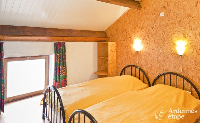 Historisches Schloss in Sainte-Ode f�r 46 Personen, mit Schwimmbad