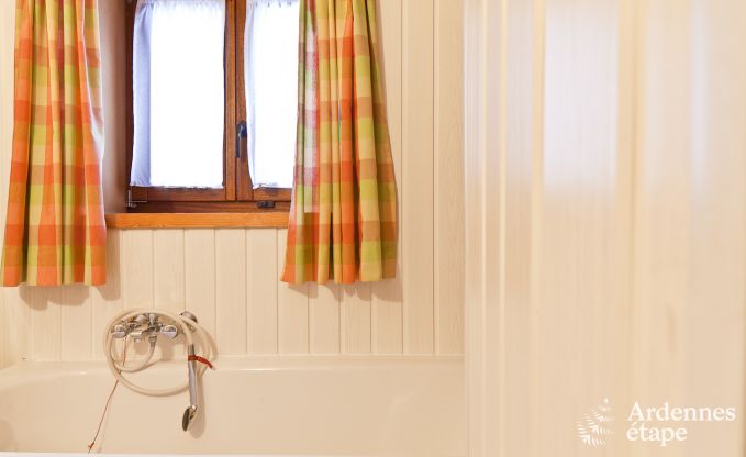 Historisches Schloss in Sainte-Ode f�r 46 Personen, mit Schwimmbad