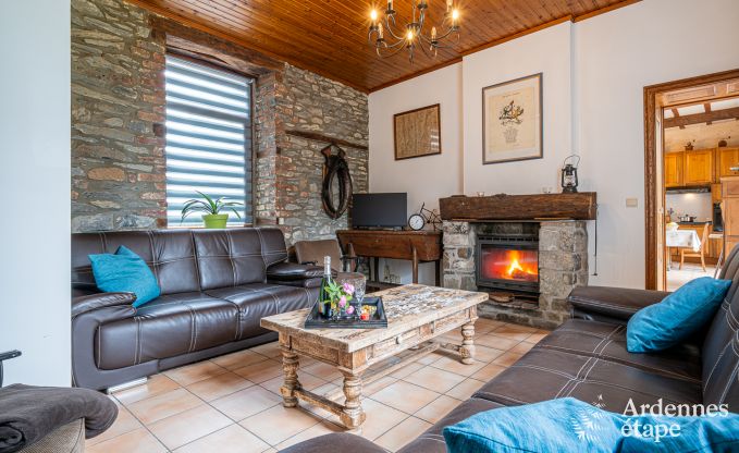 Historisches Schloss in Sainte-Ode f�r 46 Personen, mit Schwimmbad