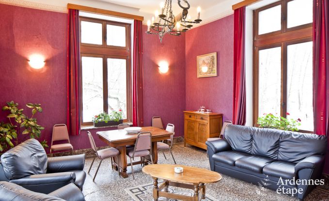 Historisches Schloss in Sainte-Ode f�r 46 Personen, mit Schwimmbad