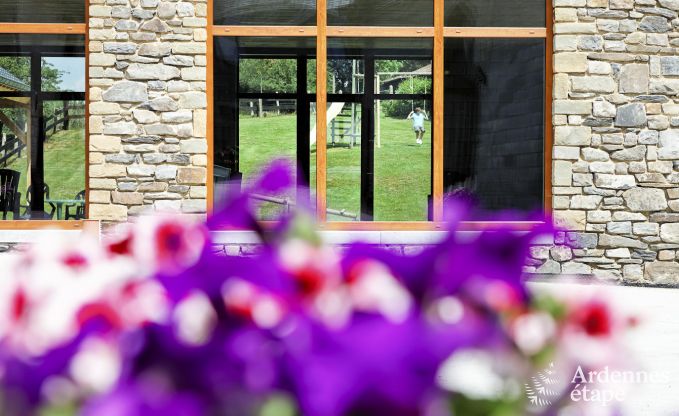 Historisches Schloss in Sainte-Ode f�r 46 Personen, mit Schwimmbad