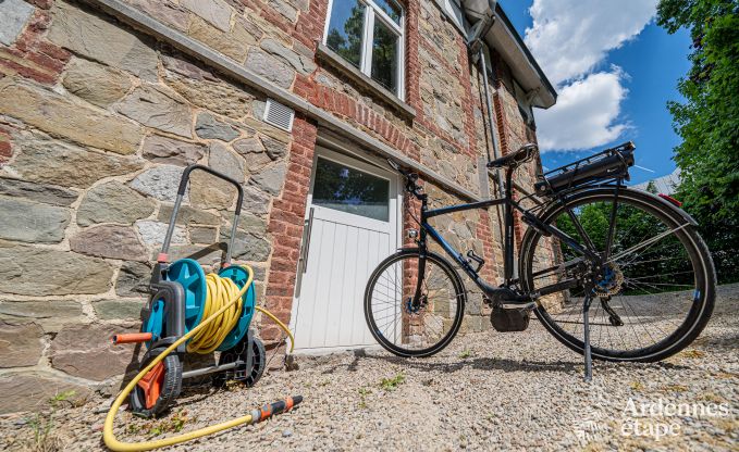 Charmantes Ferienhaus f�r 4 Personen in Spa mit 2 Schlafzimmern und Privatgarten mit Grill