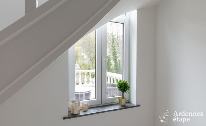 Gerumiges Cottage fr 8 Personen in Spa mit Sauna, Jacuzzi, 4 Schlaf- und Badezimmern und Privatgarten