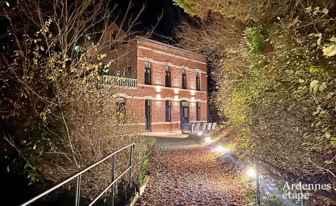 Gerumiges Cottage fr 8 Personen in Spa mit Sauna, Jacuzzi, 4 Schlaf- und Badezimmern und Privatgarten