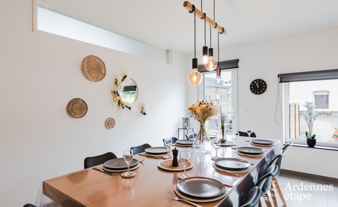 Ger�umiges Ferienhaus f�r 8 Personen in Spa in den Ardennen: 4 Schlafzimmer, 2 Badezimmer und eine private Terrasse, 1 km vom Stadtzentrum entfernt.